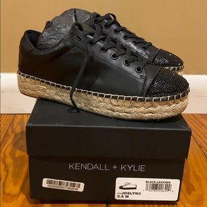 Kendall + Kylie Joslyn Black Leather Sneaker